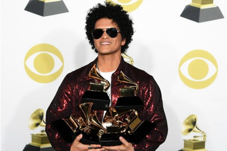 Bruno Mars Sweeps at the 2018 Grammys